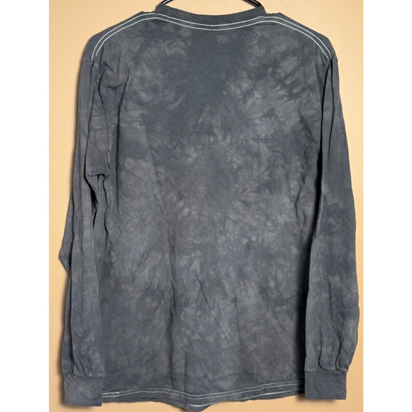 The Mountain Gray Wolf Shirt American Flag Long Sleeve Tee Size Medium M - Picture 5 of 7